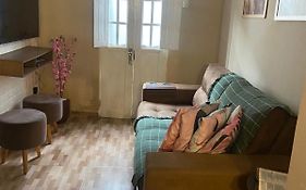 Casa familiar perto da Escola São Cristovão